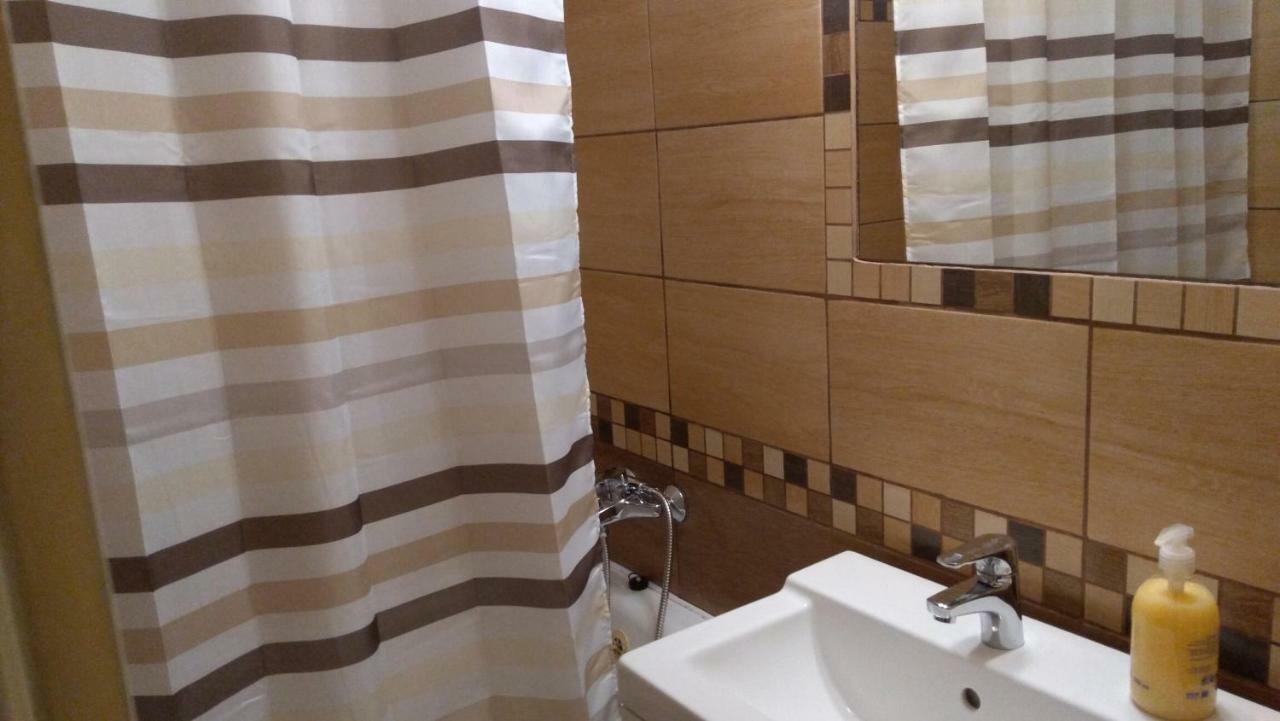 Gesztenyes Apartman Miskolc Eksteriør bilde