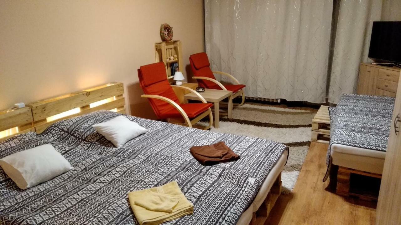 Gesztenyes Apartman Miskolc Eksteriør bilde