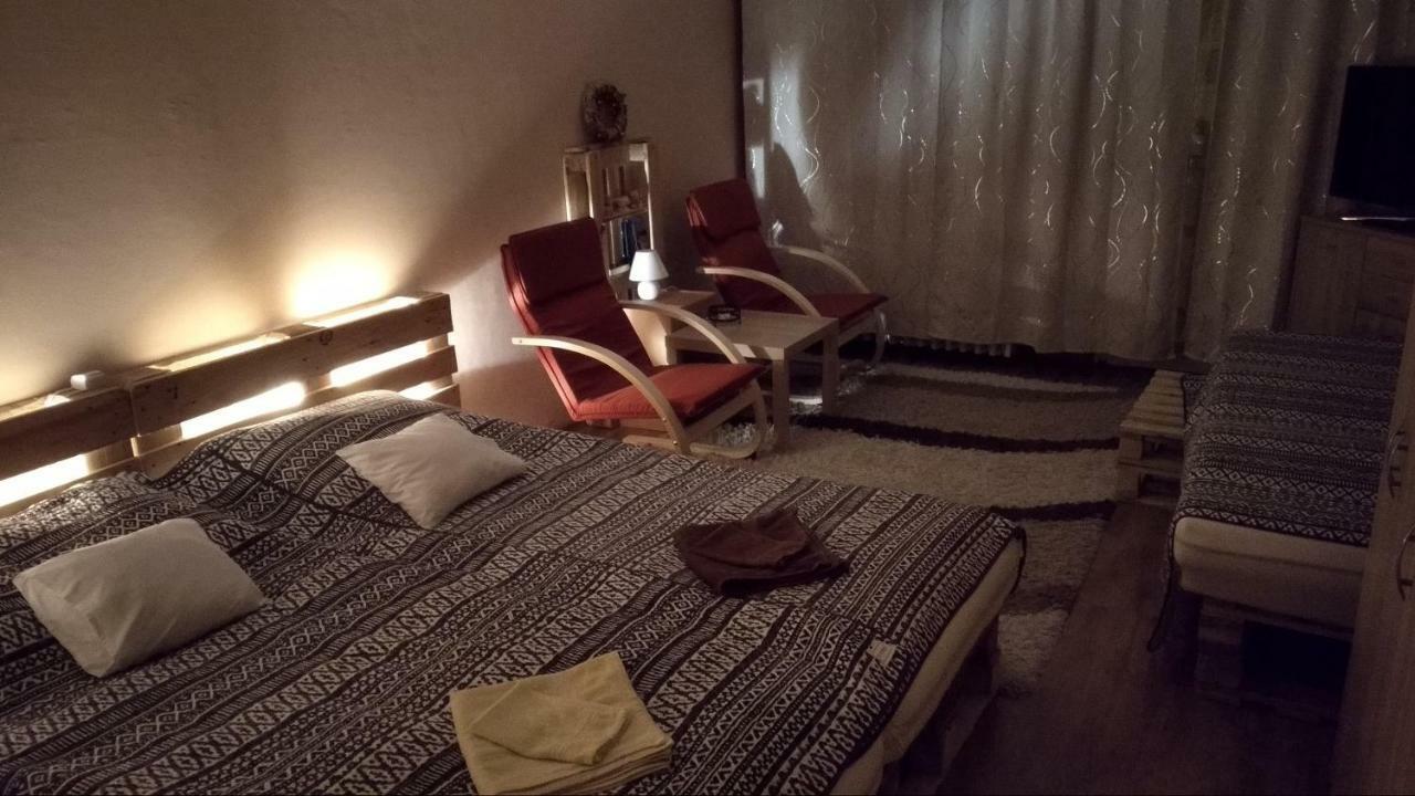 Gesztenyes Apartman Miskolc Eksteriør bilde